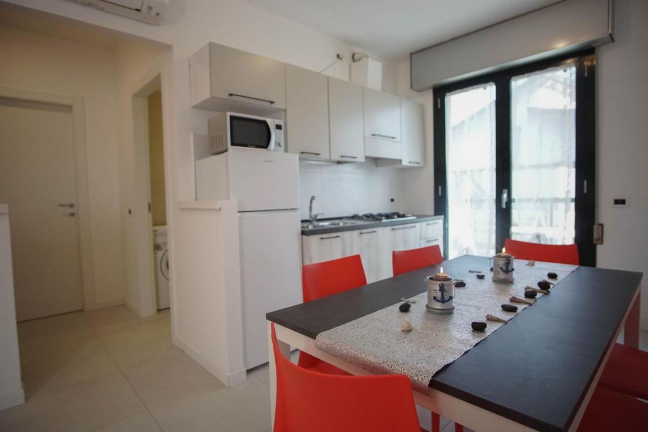 Quito Residence Movida E Spiaggia Лідо-ді-Єзоло Екстер'єр фото