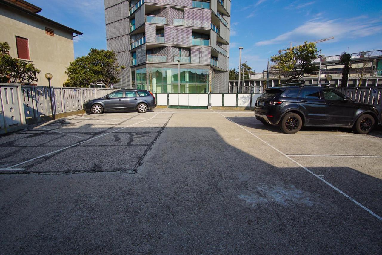 Quito Residence Movida E Spiaggia Лідо-ді-Єзоло Екстер'єр фото